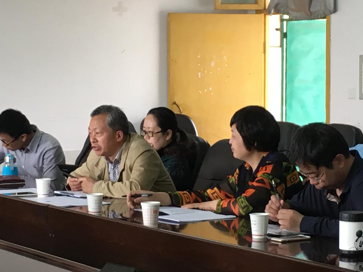 罗金铭副董事长讲话(右三)